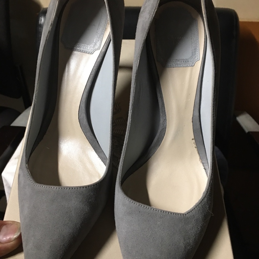 Designer Shoes - Picture 12 of 15